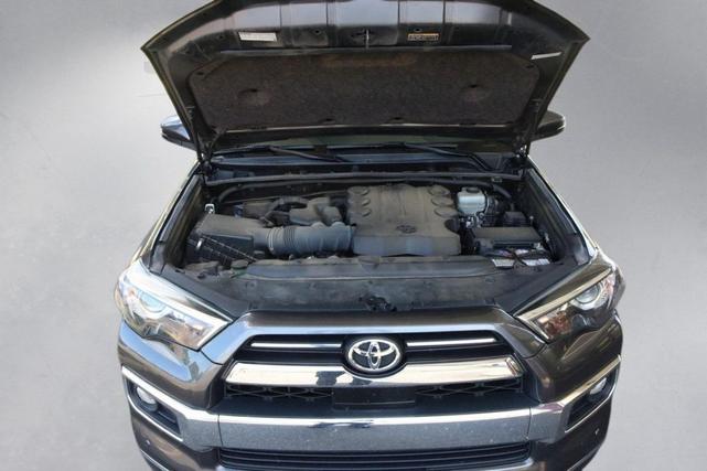 Photo of 2020 Magnetic Gray Toyota 4Runner