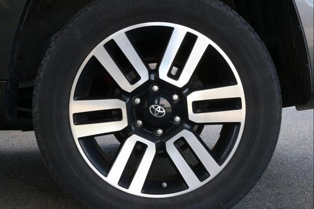 Photo of 2020 Magnetic Gray Toyota 4Runner