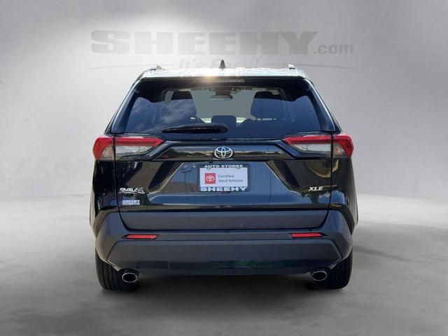 Photo of 2023 Midnight Black Toyota RAV4