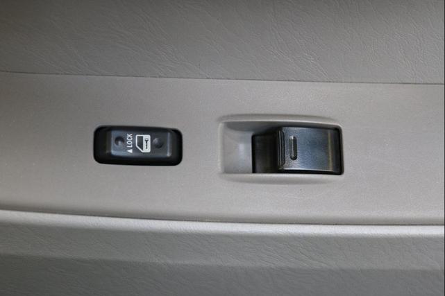 Photo of 2009 Titanium Metallic Toyota 4Runner
