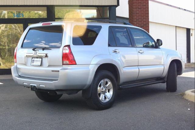 Photo of 2009 Titanium Metallic Toyota 4Runner