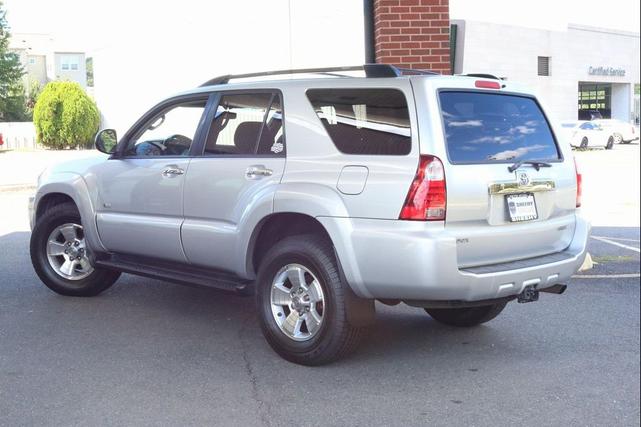 Photo of 2009 Titanium Metallic Toyota 4Runner