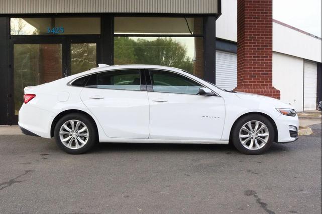 Photo of 2023 Summit White Chevrolet Malibu