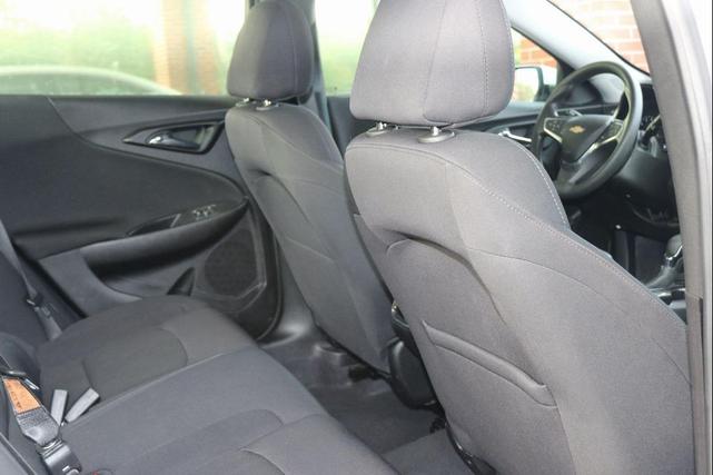 Photo of 2023 Summit White Chevrolet Malibu