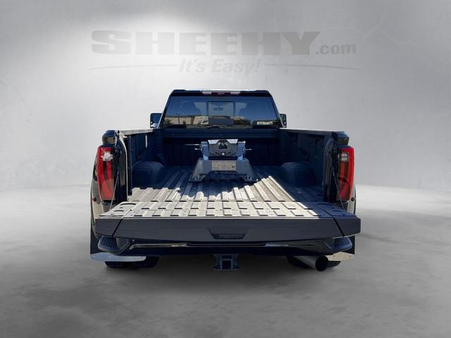 Photo of 2024 Onyx Black GMC Sierra 3500