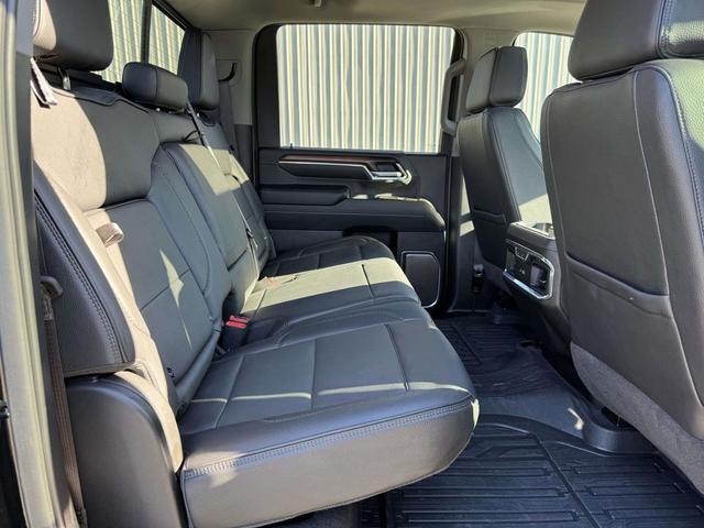 Photo of 2024 Onyx Black GMC Sierra 3500
