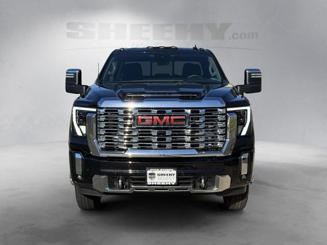 Photo of 2024 Onyx Black GMC Sierra 3500