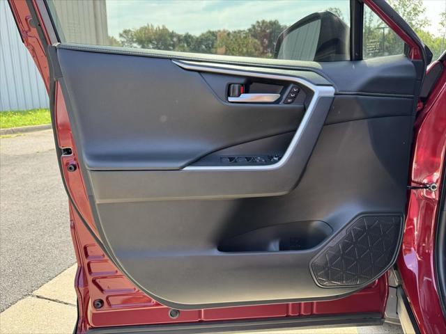 Photo of 2020 Ruby Flare Pearl Toyota RAV4 Hybrid