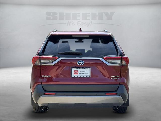 Photo of 2020 Ruby Flare Pearl Toyota RAV4 Hybrid