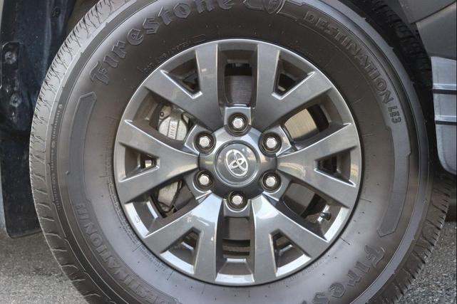 Photo of 2022 Magnetic Gray Toyota Tacoma