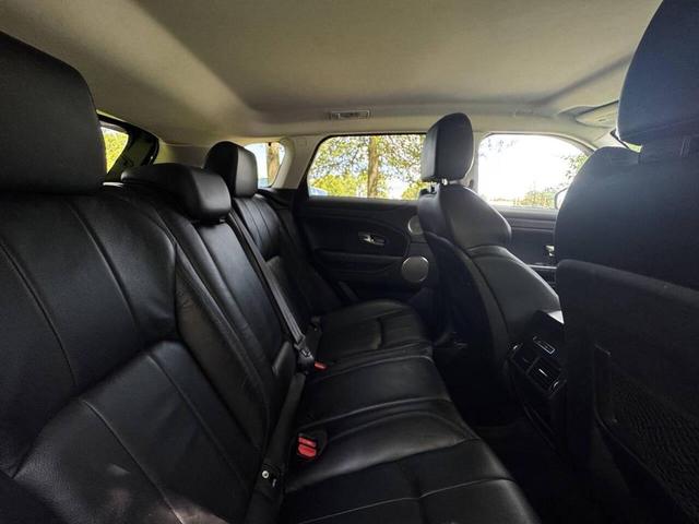 Photo of 2018 White Land Rover Range Rover Evoque