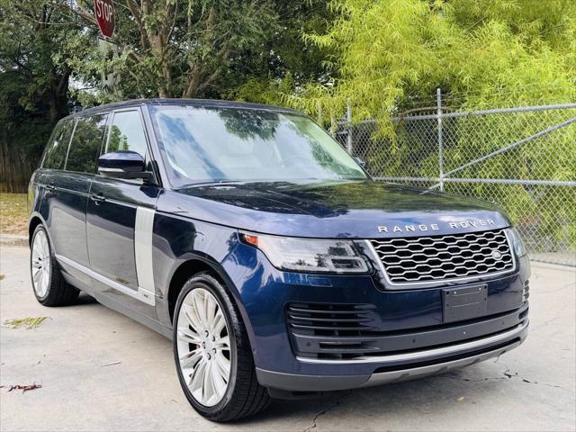 Photo of 2018 Loire Blue Metallic Land Rover Range Rover