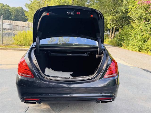 Photo of 2015 designo Magno Alanite Gray (Matte Finish) Mercedes-Benz S-Class