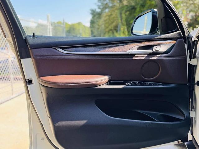 Photo of 2017 White BMW X5