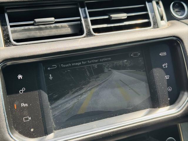 Photo of 2016 Fuji White Land Rover Range Rover