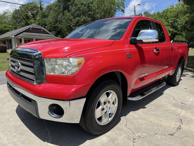 Photo of 2008 Red Toyota Tundra