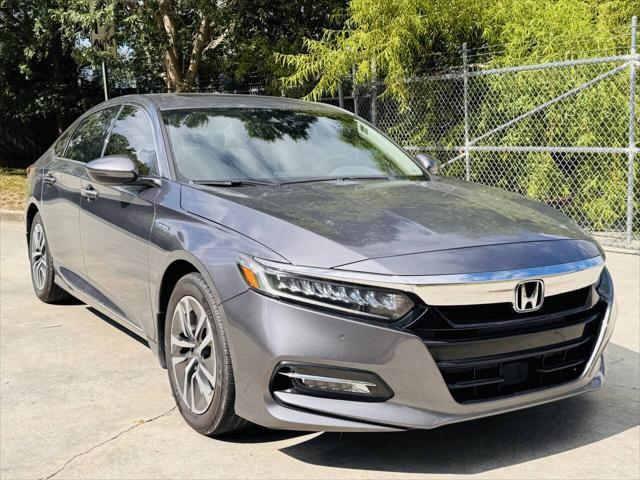 Photo of 2018 Lunar Silver Metallic Honda Accord Hybrid