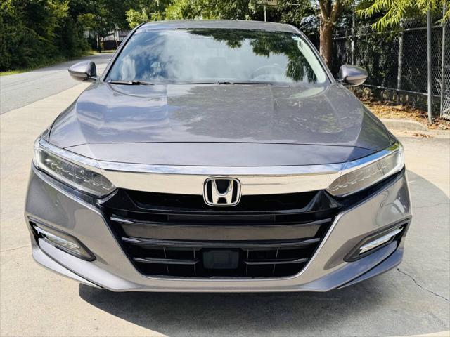 Photo of 2018 Lunar Silver Metallic Honda Accord Hybrid