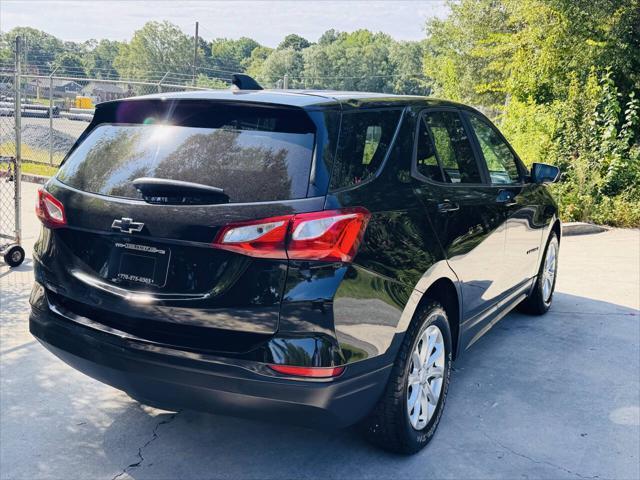 Photo of 2020 Mosaic Black Metallic Chevrolet Equinox
