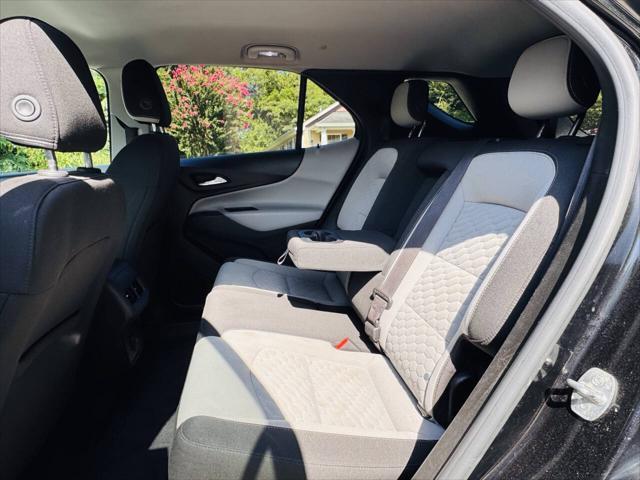 Photo of 2020 Mosaic Black Metallic Chevrolet Equinox