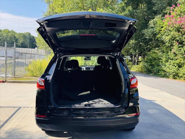 Photo of 2020 Mosaic Black Metallic Chevrolet Equinox