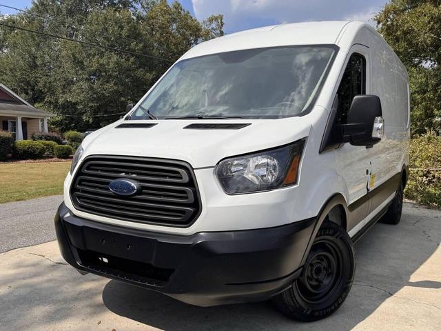 Photo of 2019 Oxford White Ford Transit-150