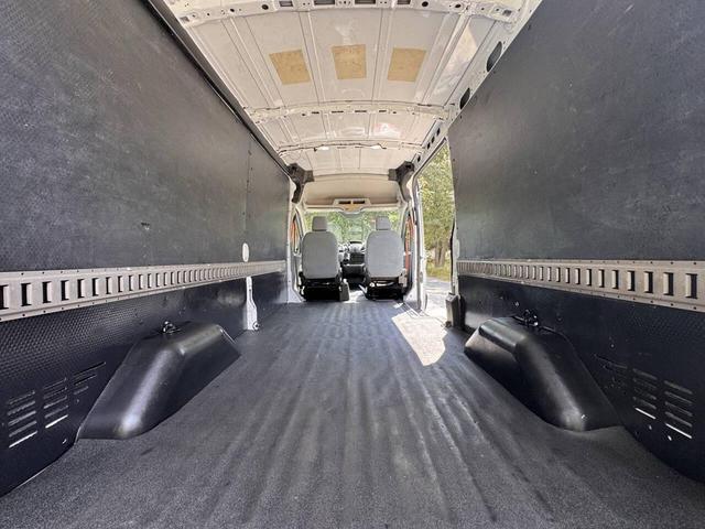 Photo of 2019 Oxford White Ford Transit-150