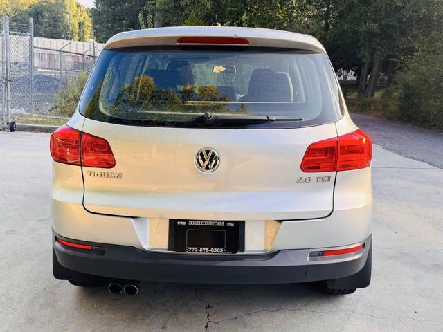Photo of 2013 Reflex Silver Metallic Volkswagen Tiguan