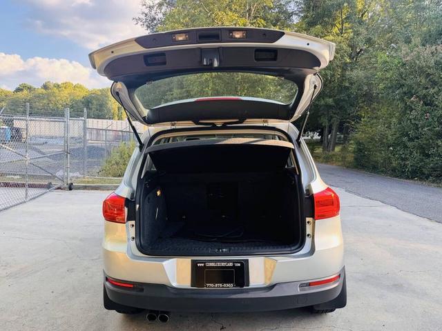 Photo of 2013 Reflex Silver Metallic Volkswagen Tiguan