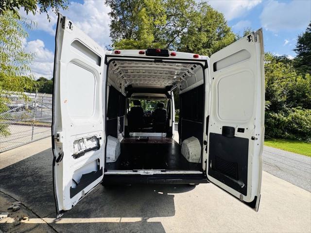 Photo of 2019 Bright White Clearcoat RAM ProMaster 2500