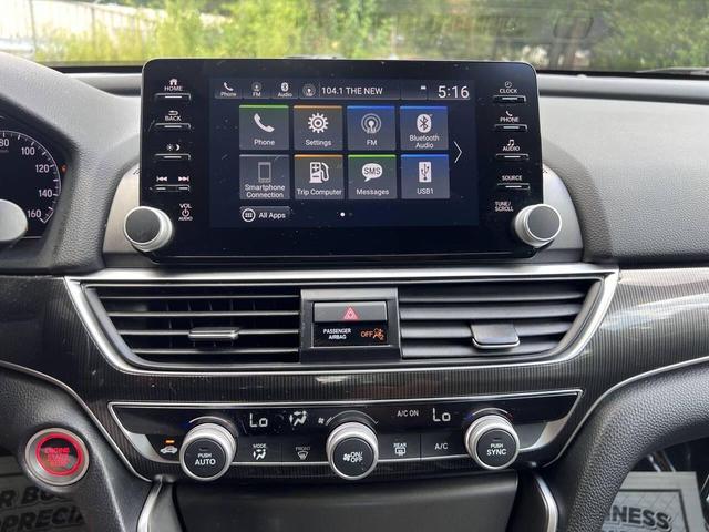 Photo of 2022 Lunar Silver Metallic Honda Accord