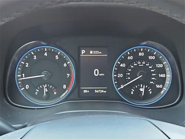 Photo of 2021 Lunar White Hyundai KONA