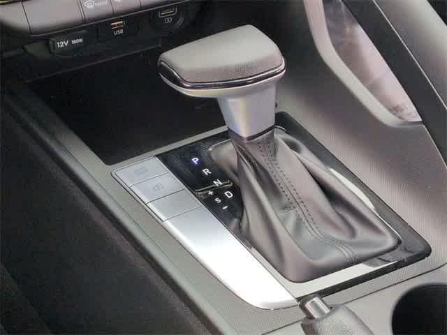 Photo of 2022 Scarlet Red Pearl Hyundai ELANTRA