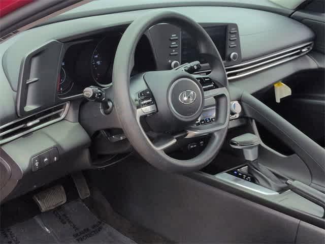Photo of 2022 Scarlet Red Pearl Hyundai ELANTRA