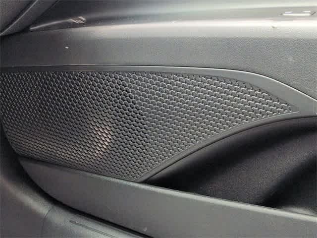 Photo of 2022 Scarlet Red Pearl Hyundai ELANTRA