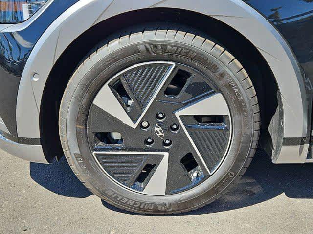 Photo of 2025 Abyss Black Hyundai IONIQ 5