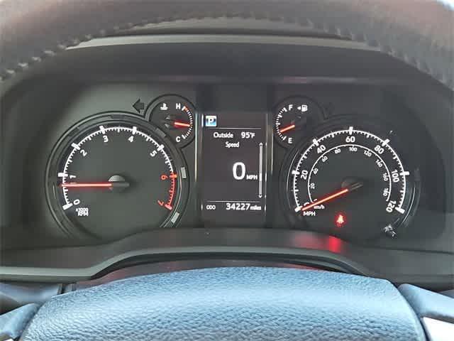 Photo of 2022 White Toyota 4Runner