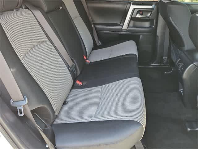 Photo of 2022 White Toyota 4Runner