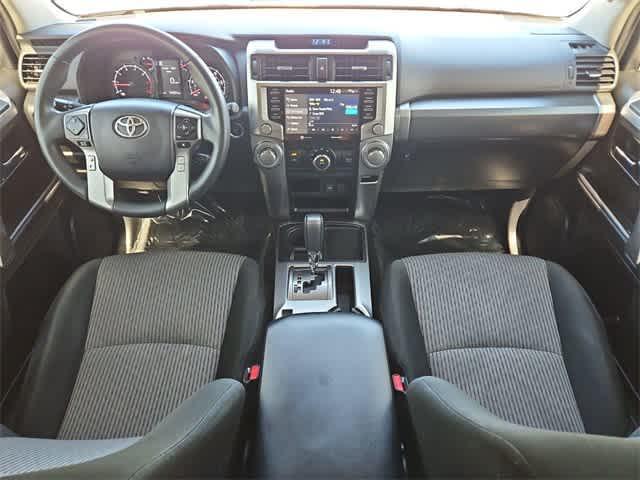 Photo of 2022 White Toyota 4Runner