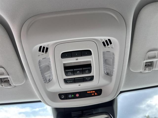 Photo of 2025 Ebony Twilight Metallic Buick Envision
