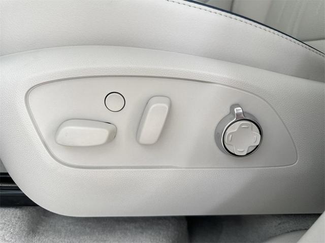 Photo of 2025 Ocean Blue Metallic Buick Enclave