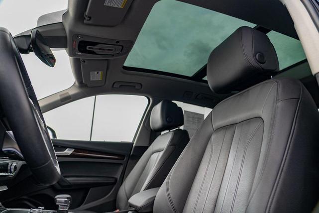 Photo of 2020 Brilliant Black Audi Q5