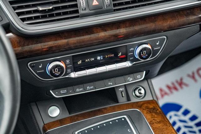 Photo of 2020 Brilliant Black Audi Q5