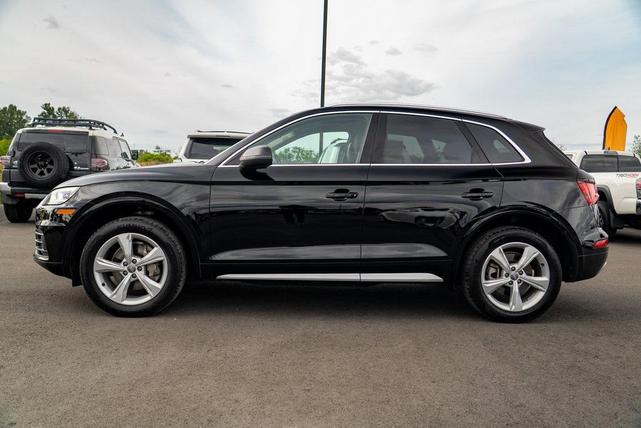 Photo of 2020 Brilliant Black Audi Q5
