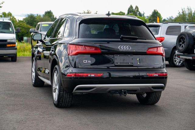 Photo of 2020 Brilliant Black Audi Q5