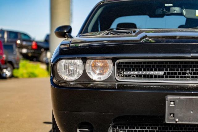 Photo of 2014 Black Clearcoat Dodge Challenger