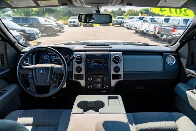 Photo of 2014 Oxford White Ford F-150