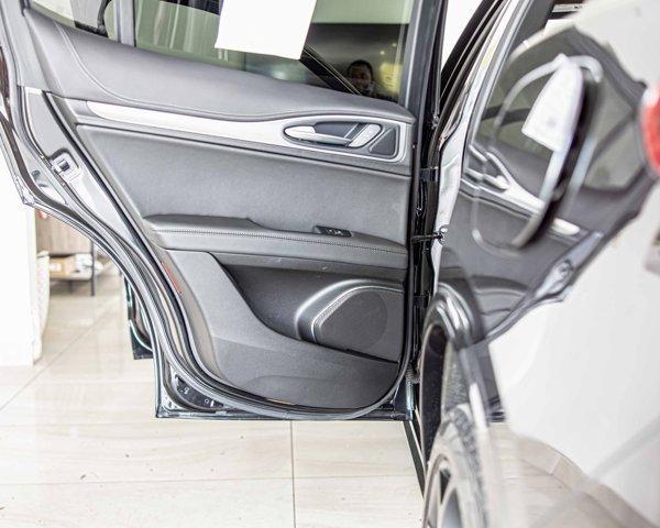 Photo of 2022 Vulcano Black Metallic Alfa Romeo Stelvio