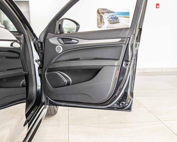 Photo of 2022 Vulcano Black Metallic Alfa Romeo Stelvio