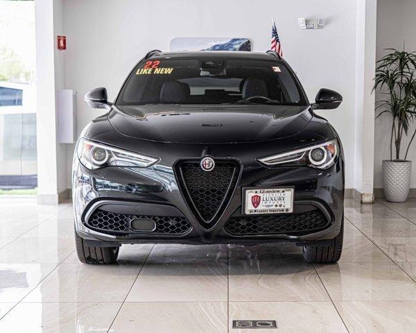 Photo of 2022 Vulcano Black Metallic Alfa Romeo Stelvio